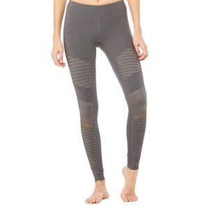 Alo Yoga Moto Legging in Heather Grey. Size small